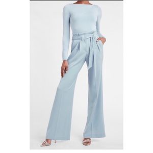 EXPRESS high waisted, belted, twill wide leg pant in light blue, size 4